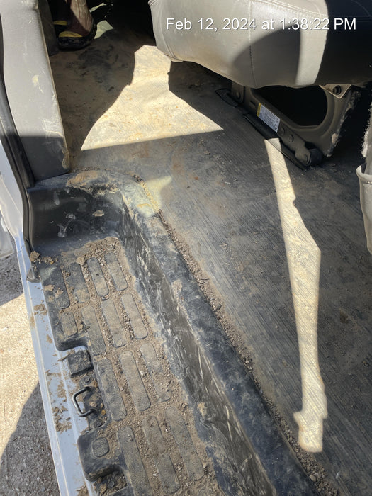 2023 CHEVROLET Express Van - Rental