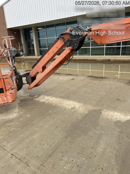 2016 JLG 660SJ