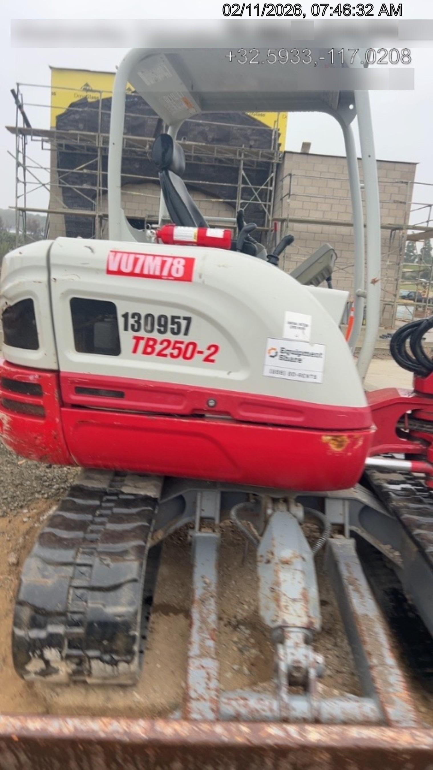 2021 TAKEUCHI TB250-2