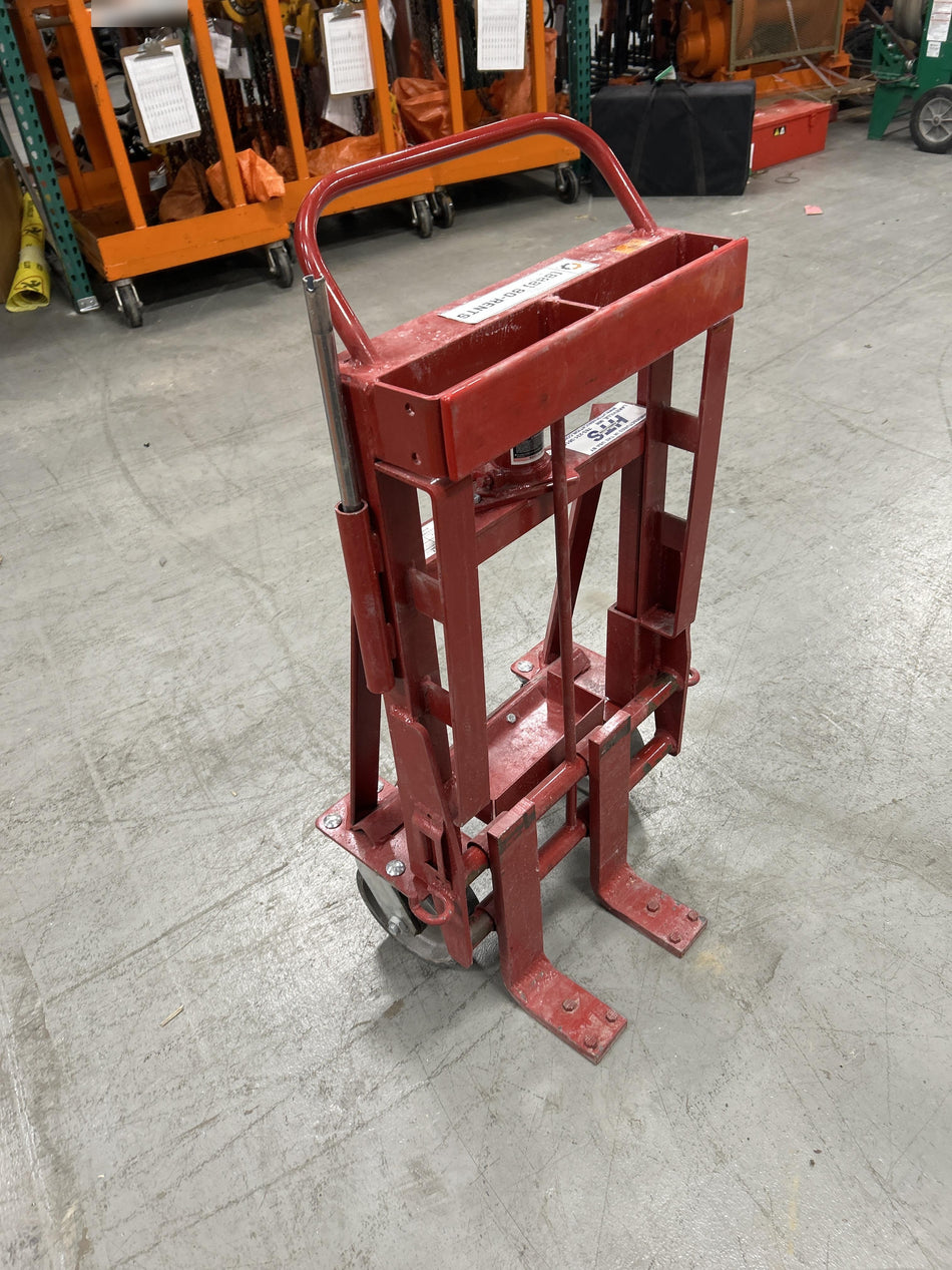 2025 ROL-A-LIFT M-8
