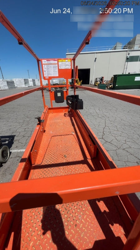 2022 JLG ES2632