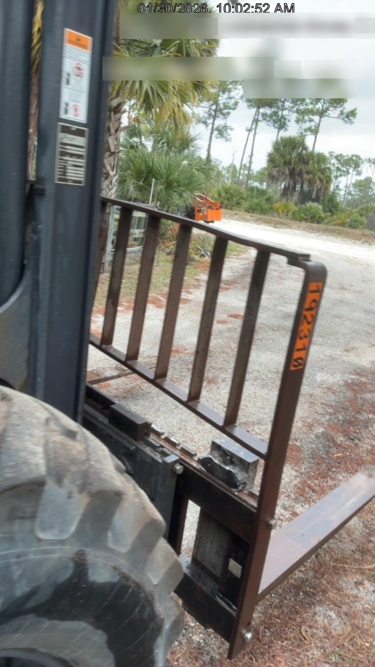 2014 CASCADE 84" Pallet forks - Cascade