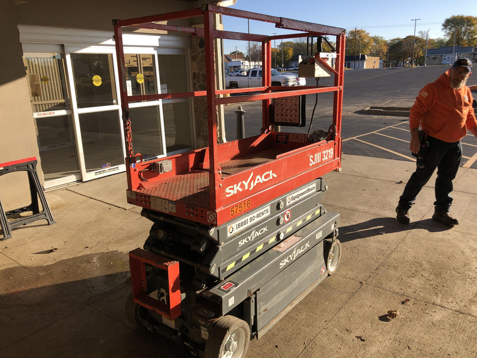 2016 Skyjack SJIII-3219 Standard Rental Specs