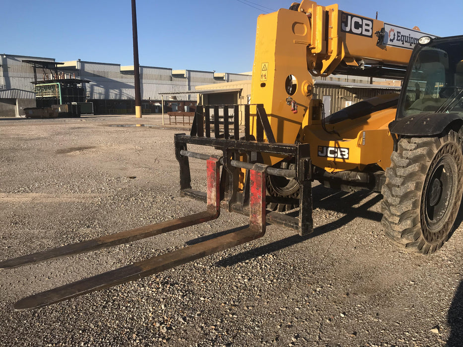 2019 JCB 509-42 JCB 509-42 Enclosed Cab, 74 HP, Solid Tires, Worklights, Beacon, Aux Hydraulics, Lifting Eye