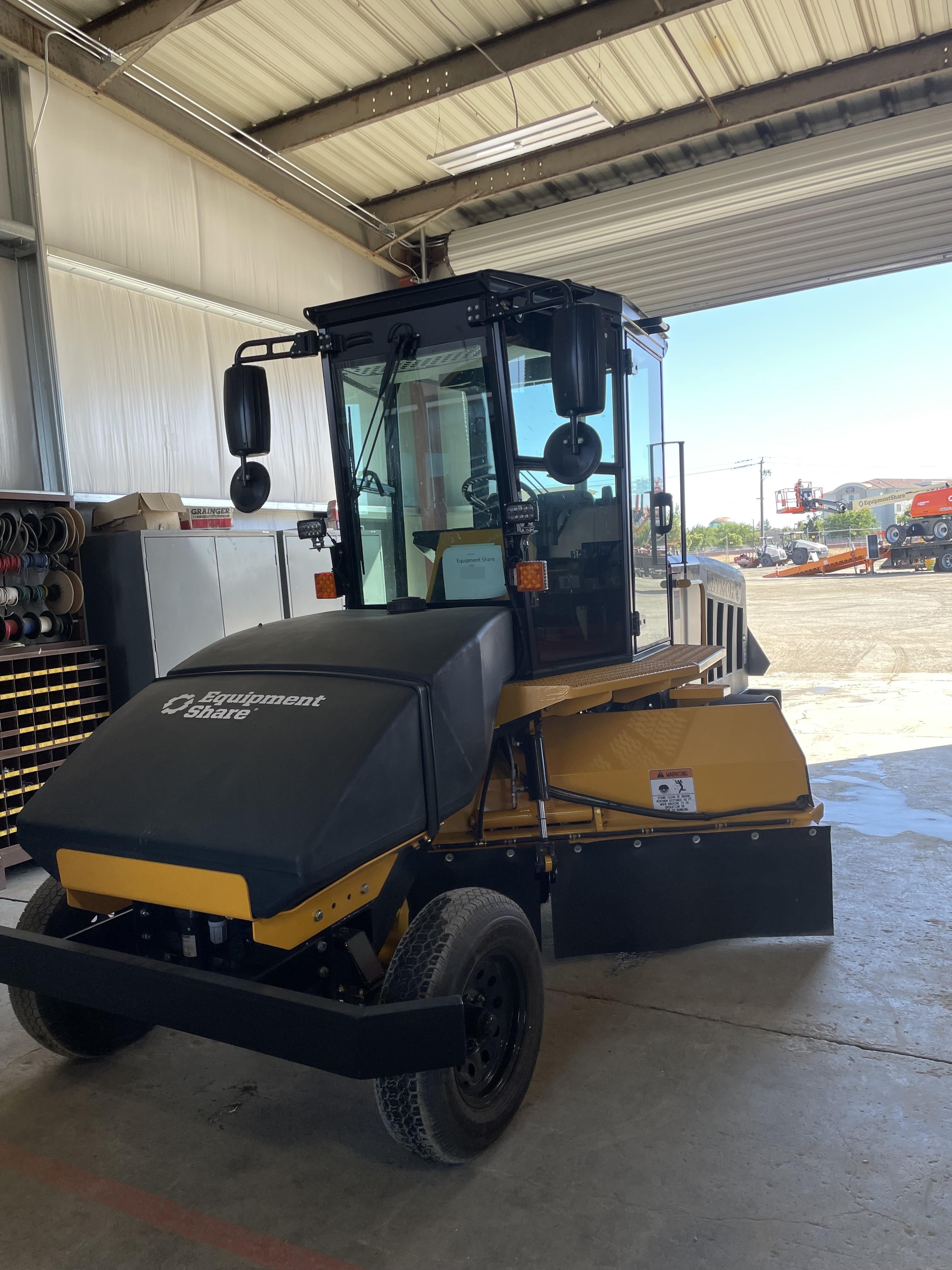 2023 LAYMOR SM450