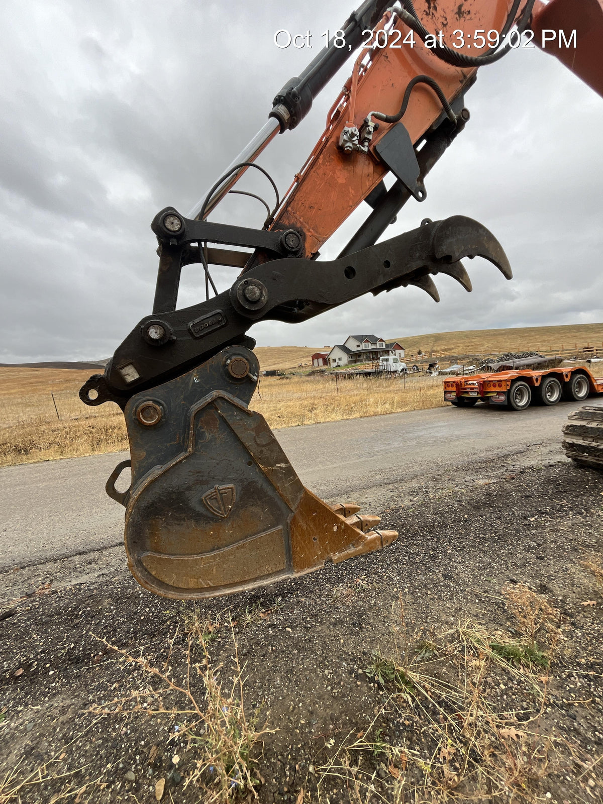2020 PALADIN 18" Bucket, Mini Excavator - Paladin