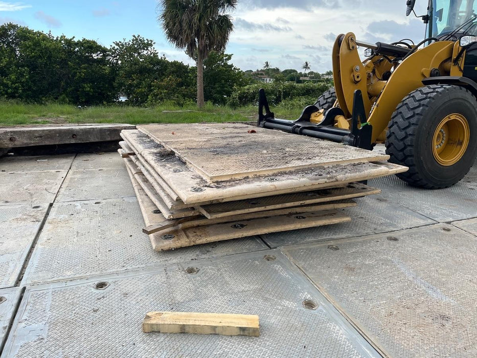 2020 MEGADECK 103635 Mat