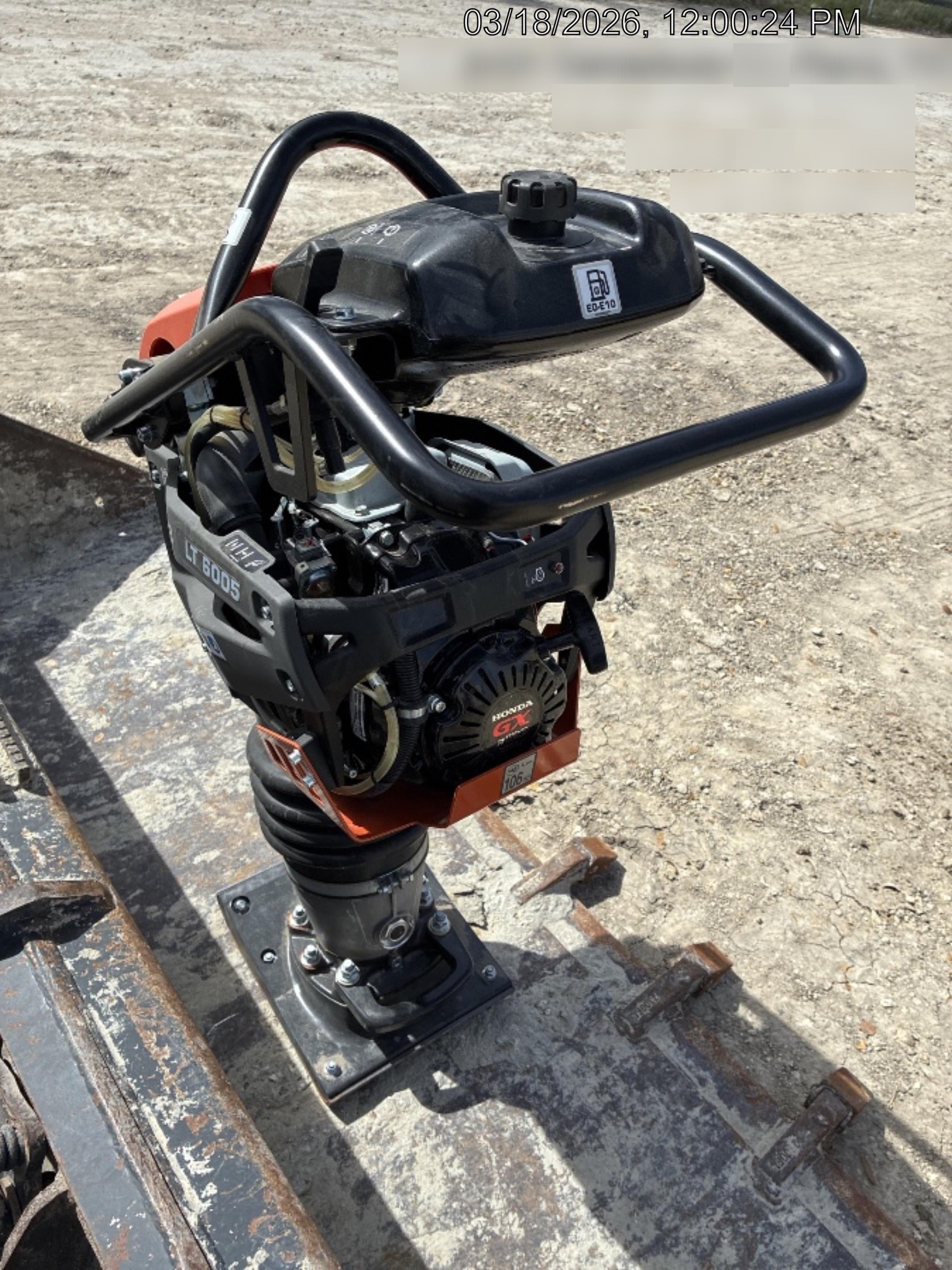 2025 HUSQVARNA LT6005