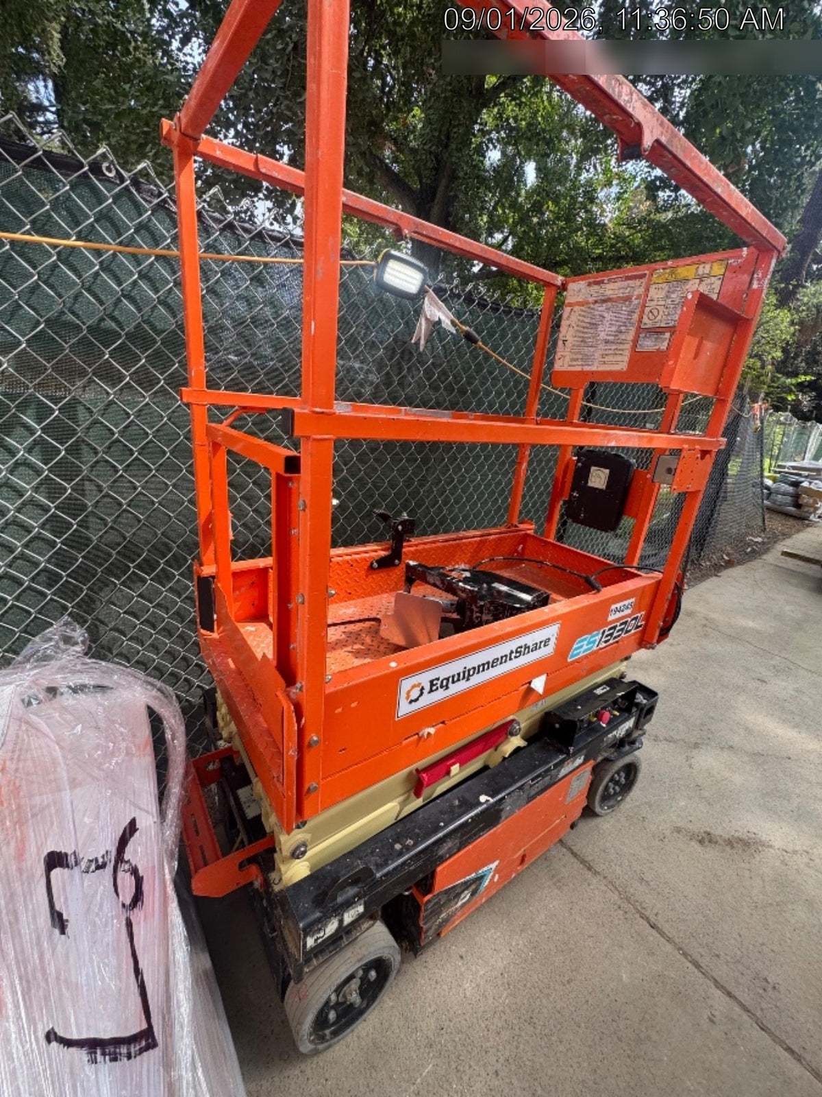 2021 JLG ES1330L