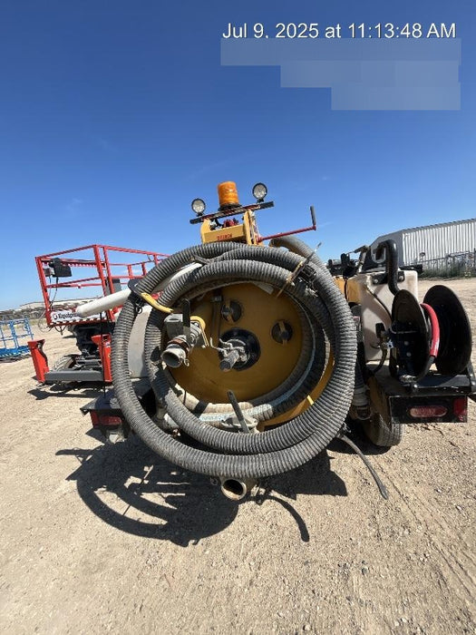 2023 VAC-TRON LP573XDT