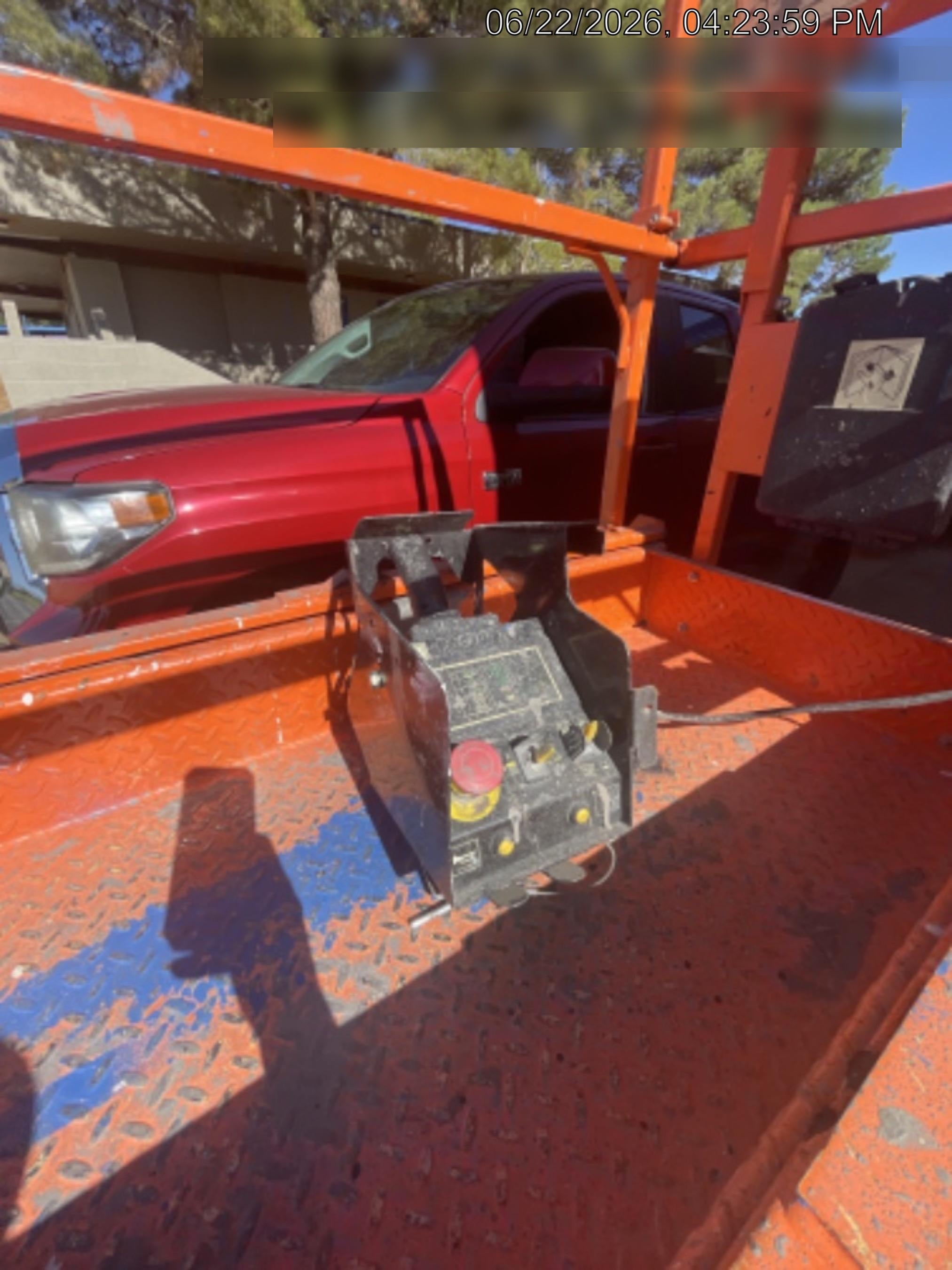 2022 JLG ES2632