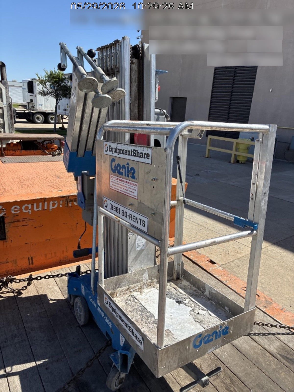 2019 GENIE AWP-30S