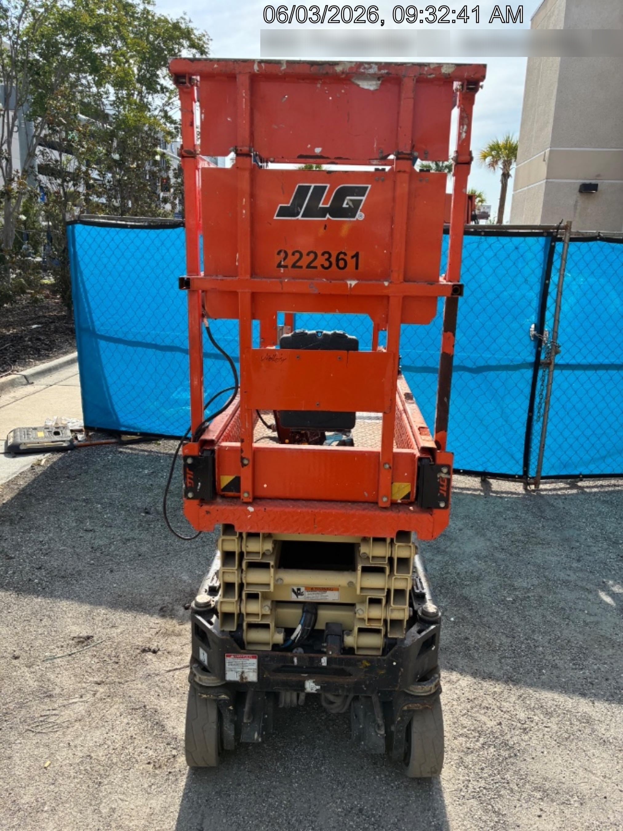 2022 JLG ES1932