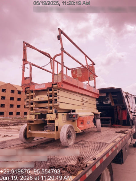 2016 JLG 3246ES
