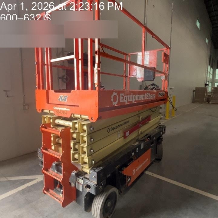 2022 JLG R4045