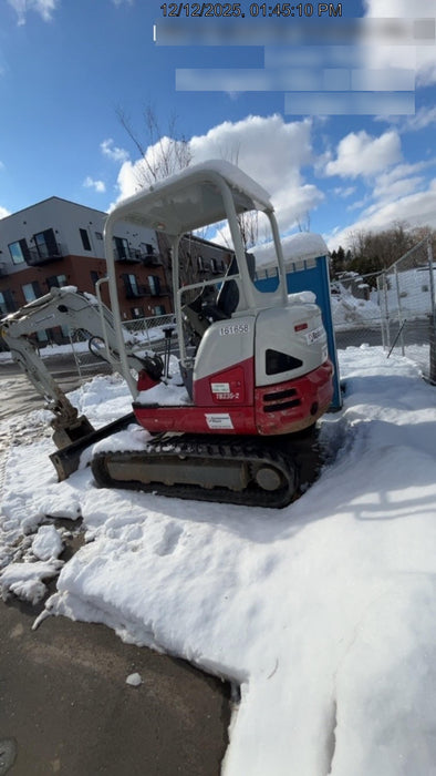 2021 TAKEUCHI TB235-2R