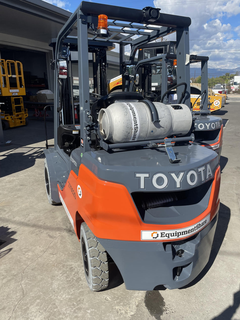 2022 TOYOTA 50-8FGU25