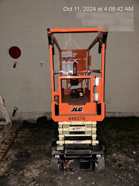 2024 JLG ES1932