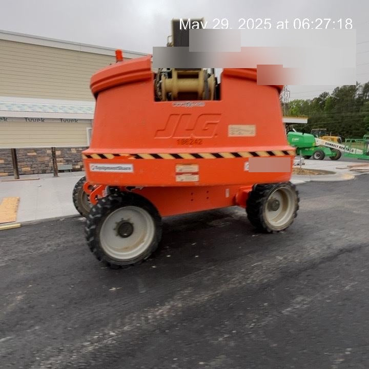 2020 JLG 660SJ