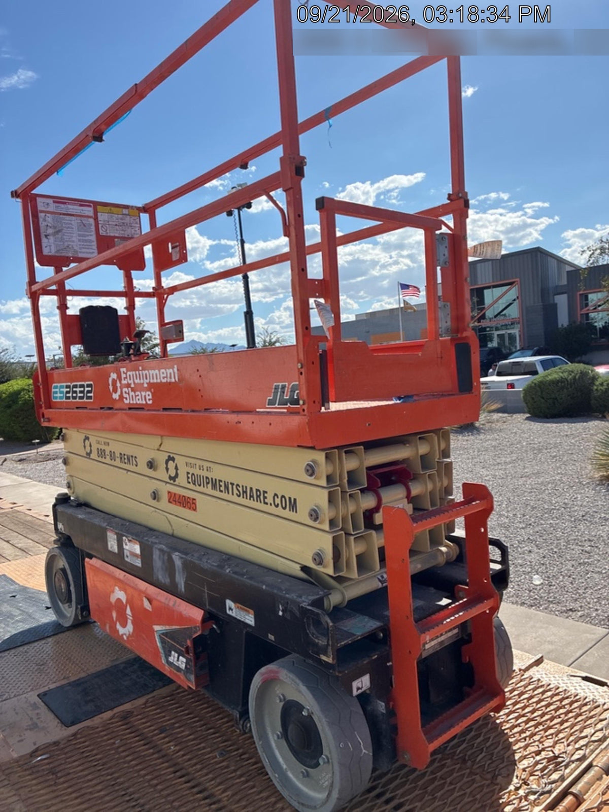 2022 JLG ES2632