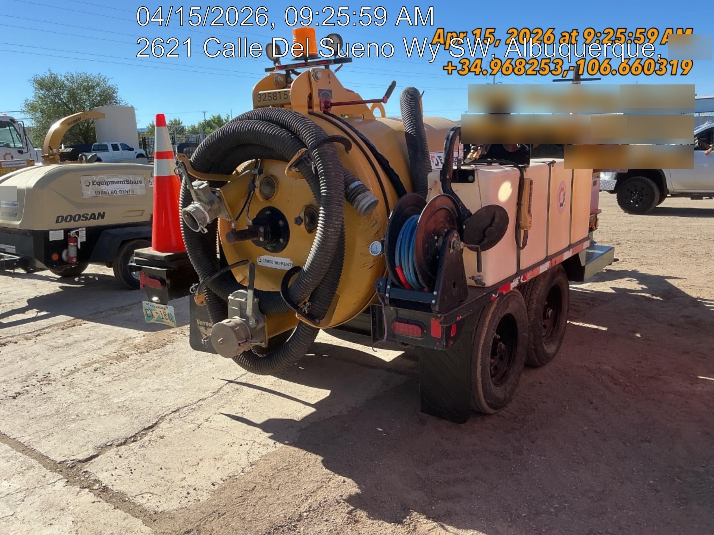 2023 VAC-TRON LP573XDT