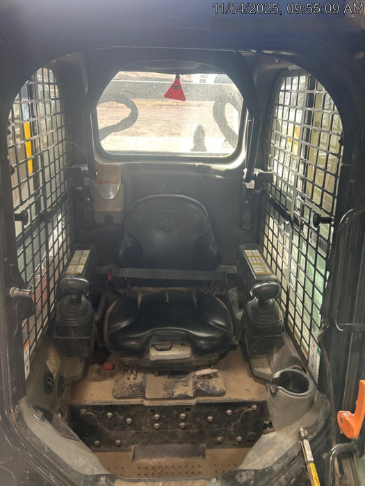 2022 Bobcat T770 92hp Doosan Diesel, Cab/Heat/Air, Rubber Tracks, Manual QC