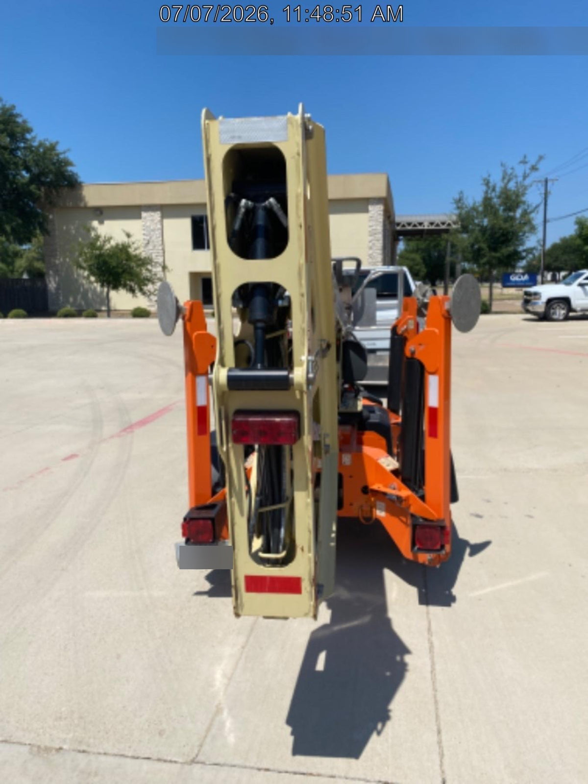 2022 JLG T350
