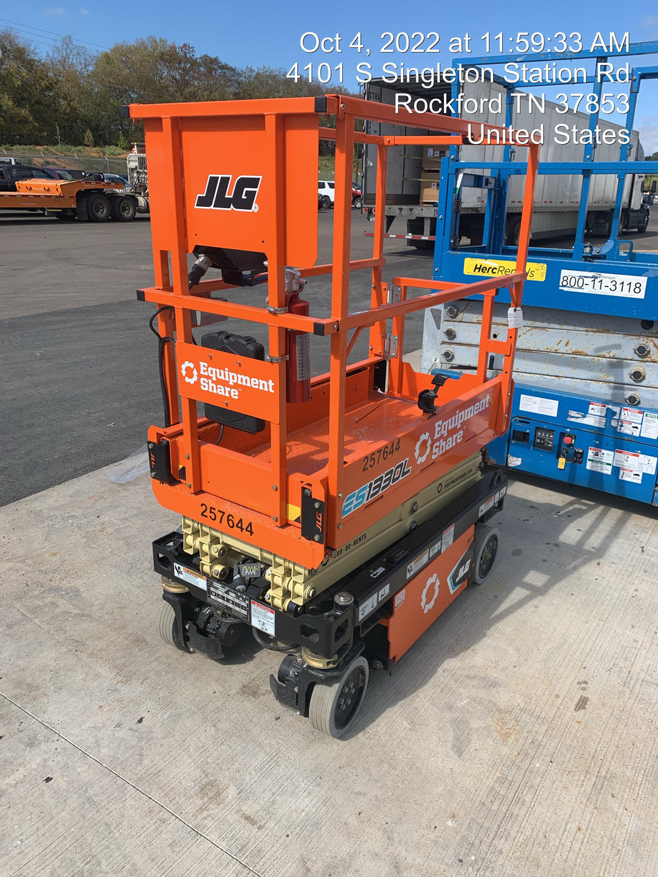2022 JLG ES1330L
