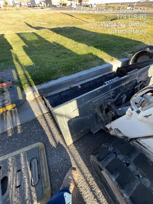 2025 BOBCAT 80" HD Smooth Bucket - Bobcat