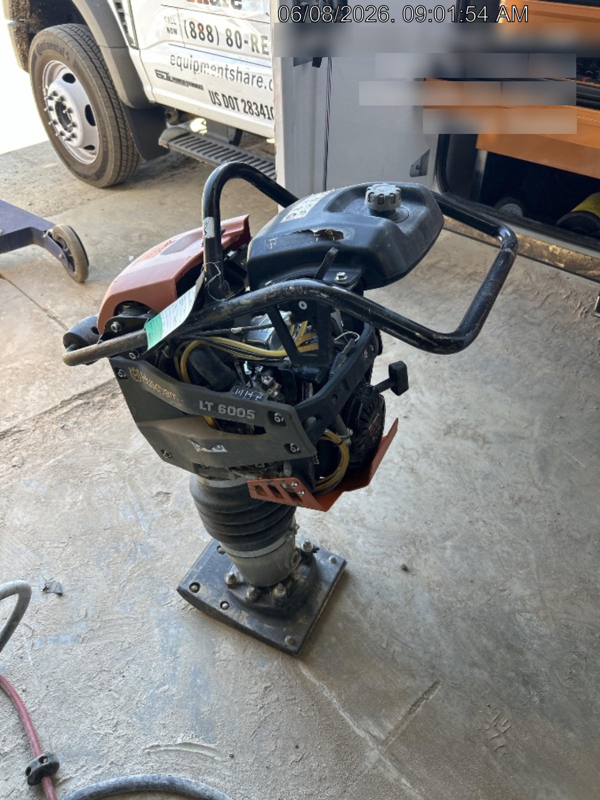 2024 HUSQVARNA LT6005