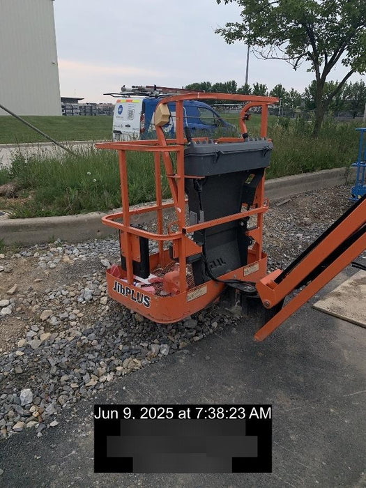 2020 JLG E400AJPN