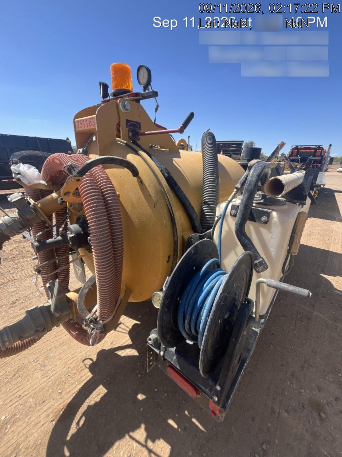 2022 Vac-Tron LP573XDT T4 Koehler Diesel Engine, 500 Gallon Debris Tank, x2 100 Gallon Water Tanks