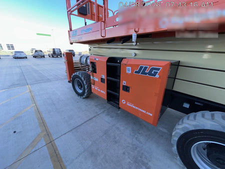 2023 JLG RT4394
