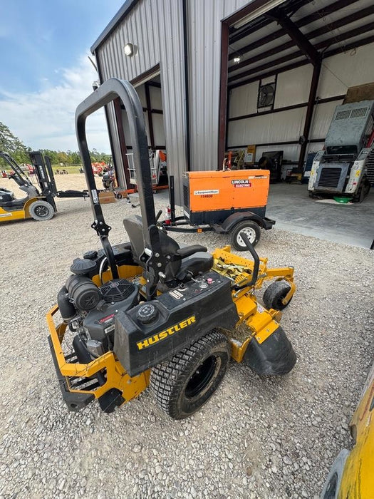 2021 HUSTLER 940056