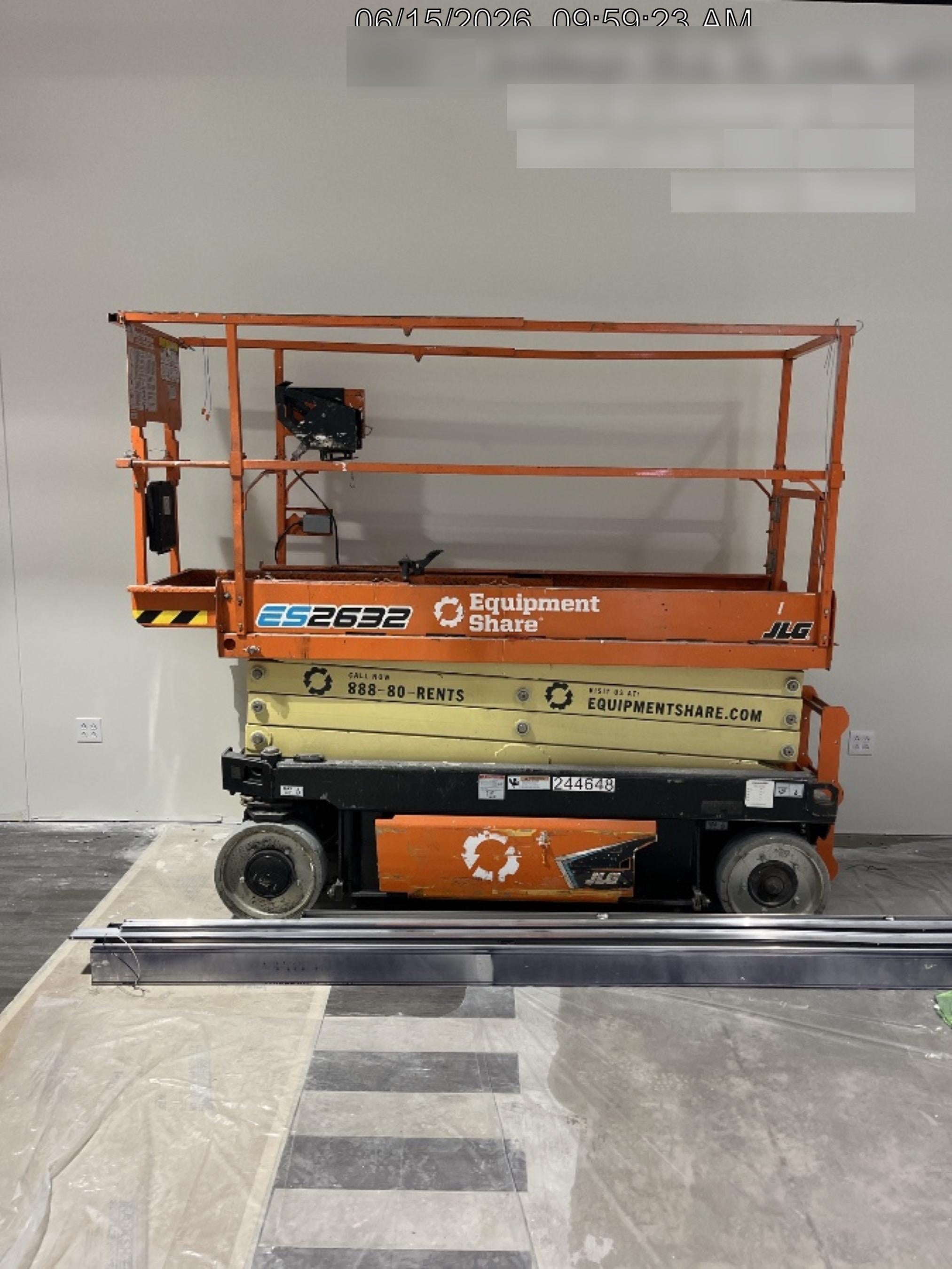 2022 JLG ES2632