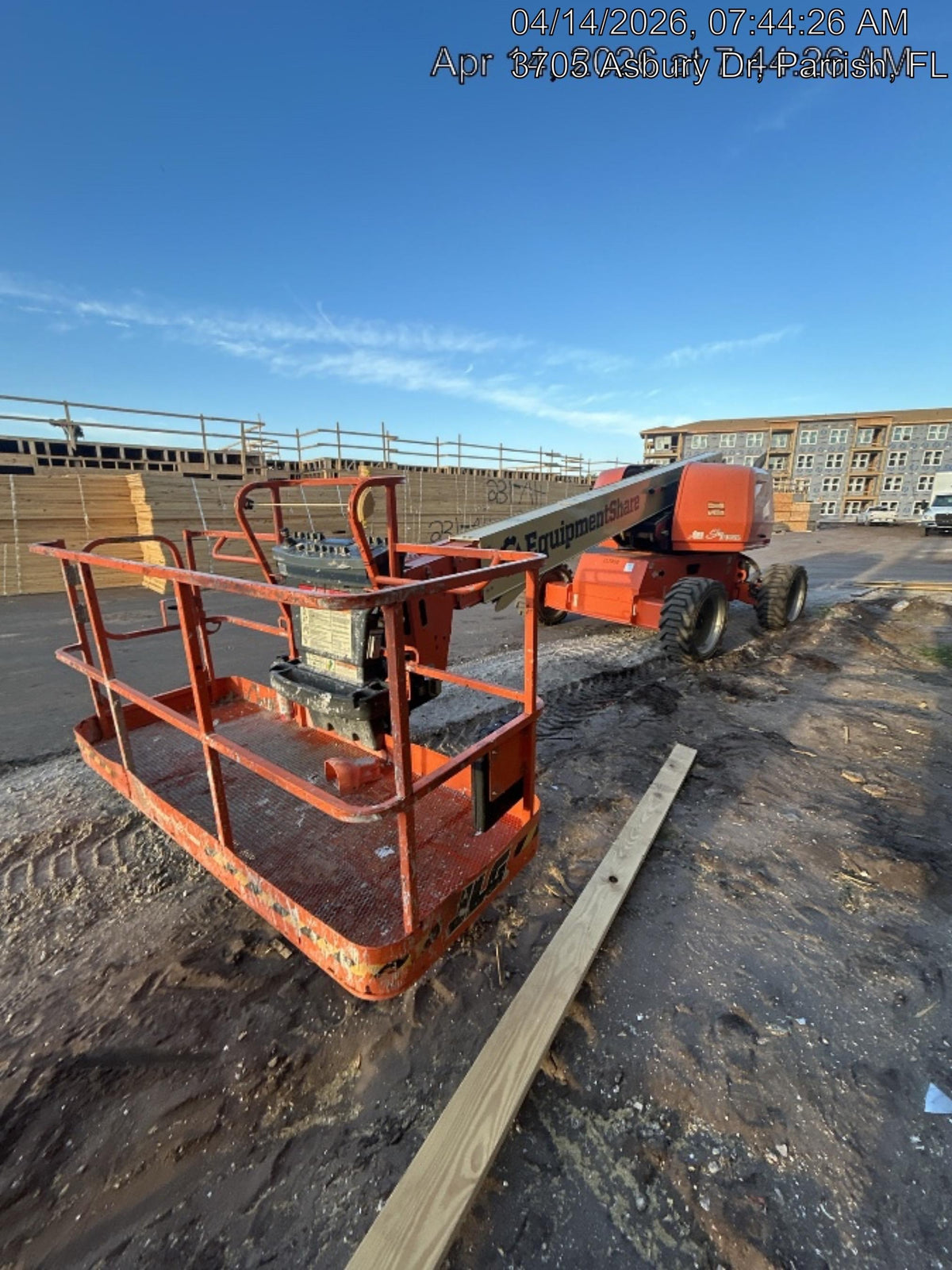 2022 JLG 600S