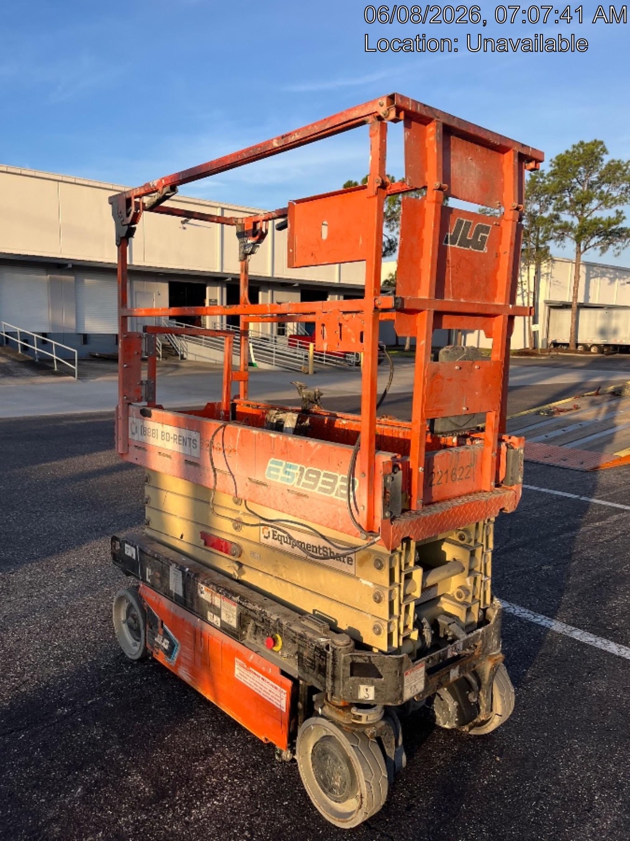 2022 JLG ES1932