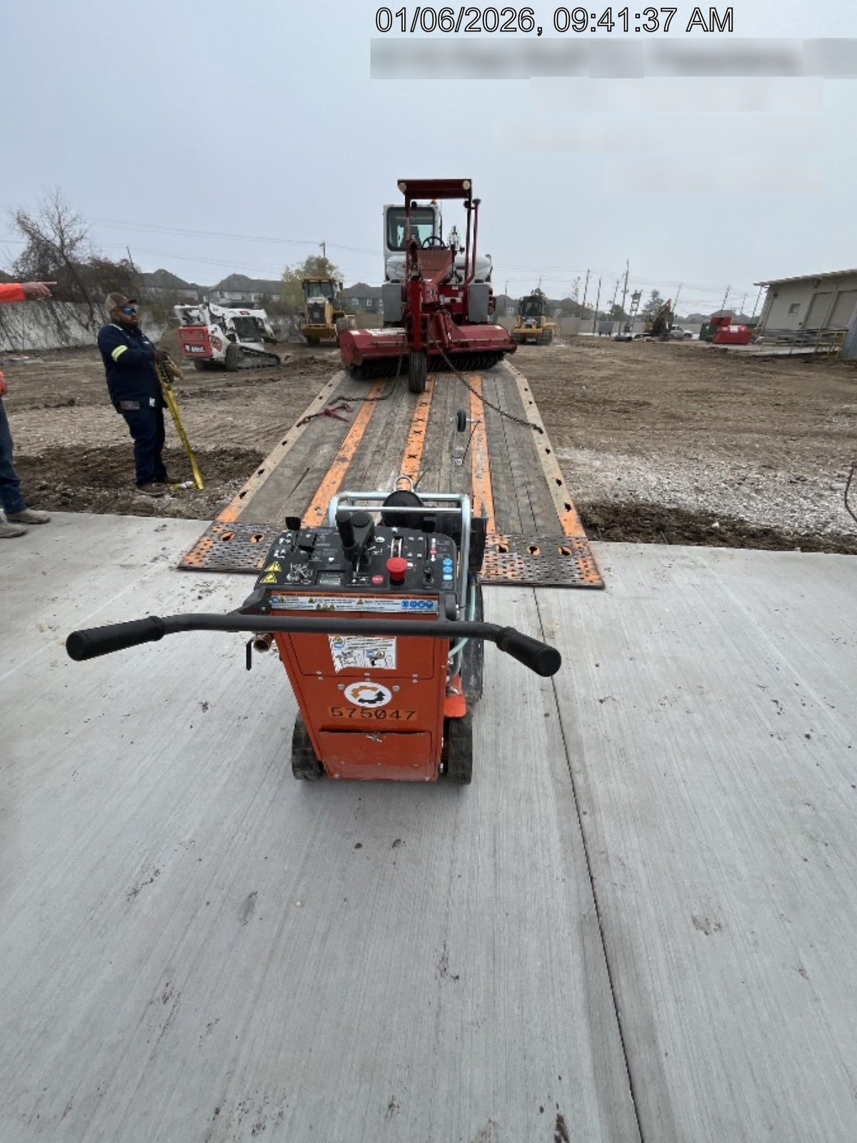 2025 HUSQVARNA FS520