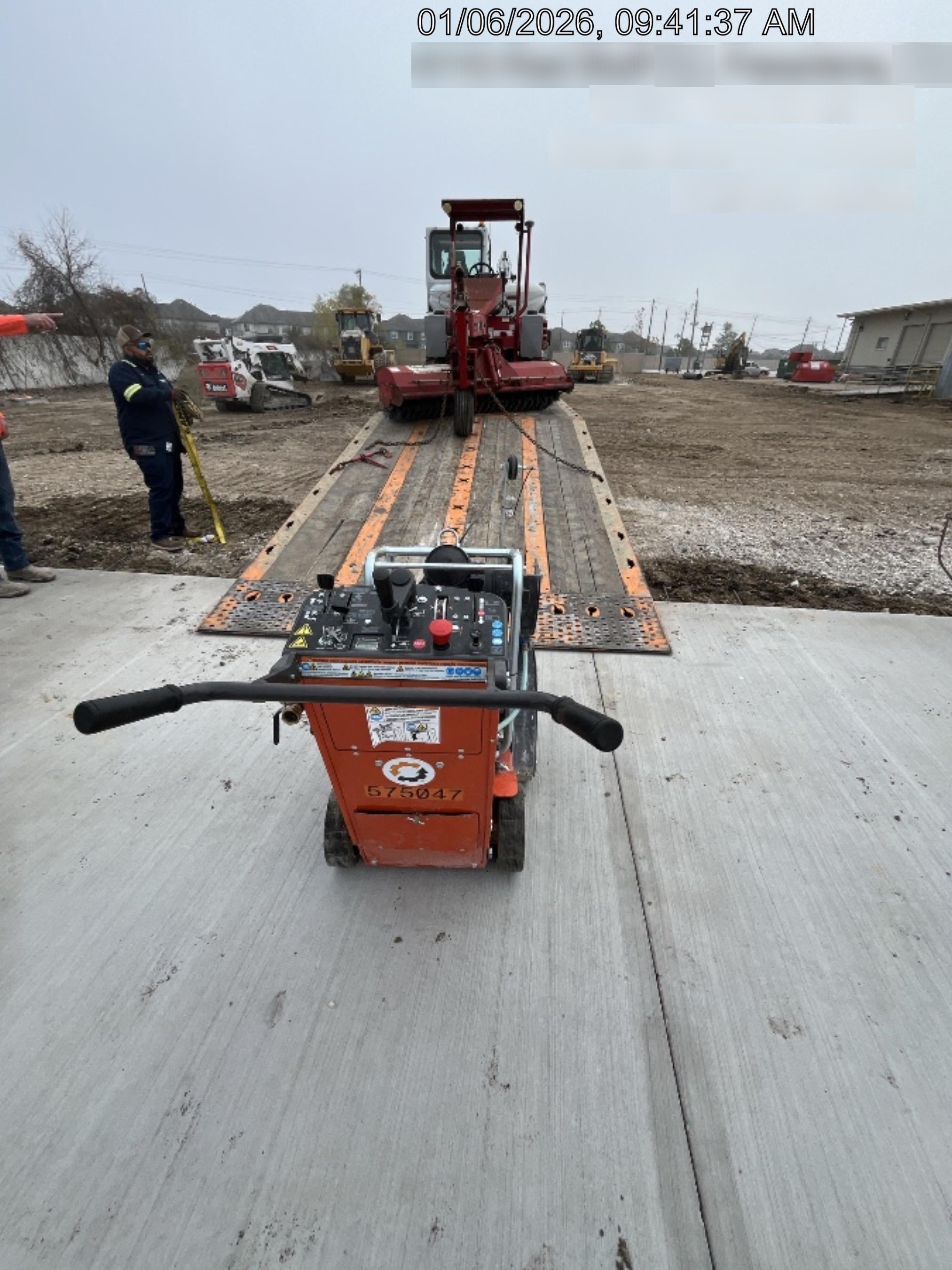 2025 HUSQVARNA FS520