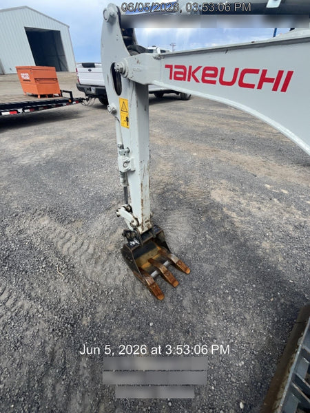 2023 TAKEUCHI TB210R