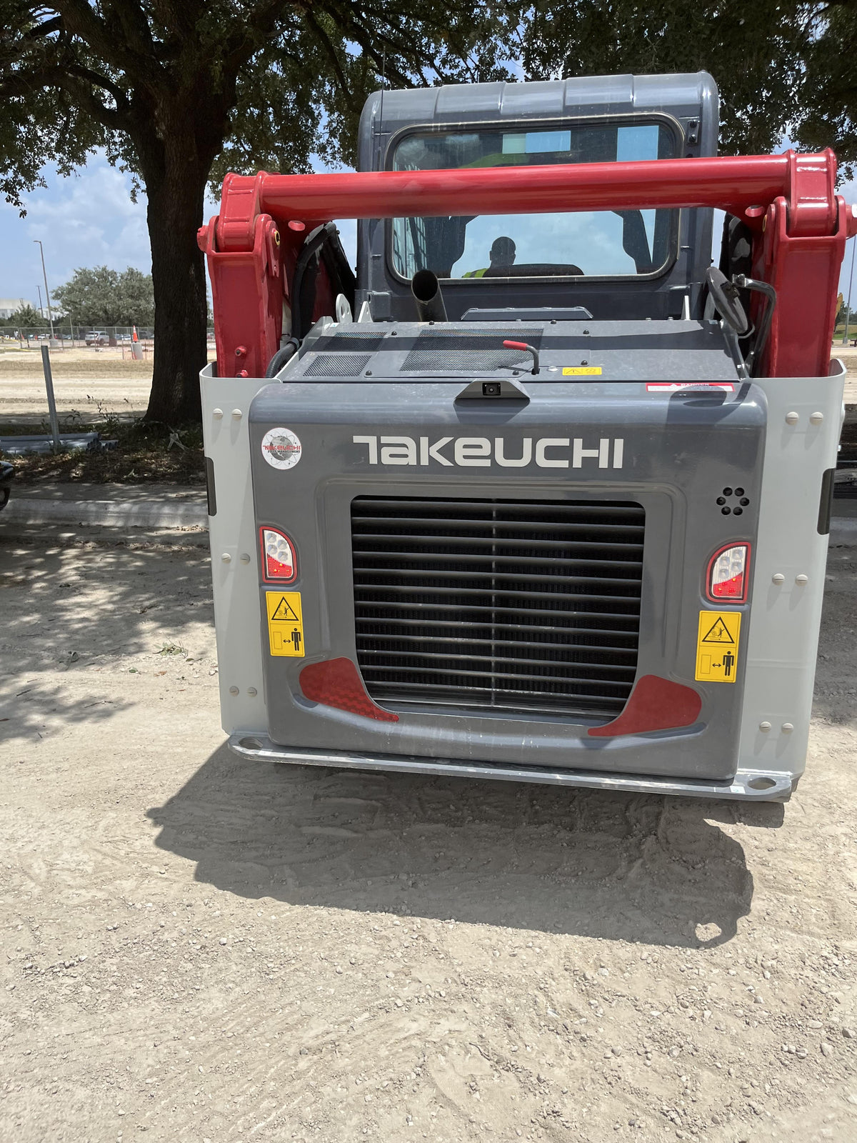 2023 TAKEUCHI TL10V2-CR