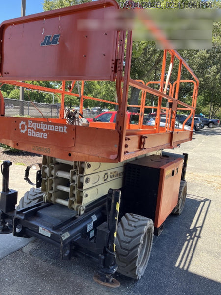 2022 JLG RT3369