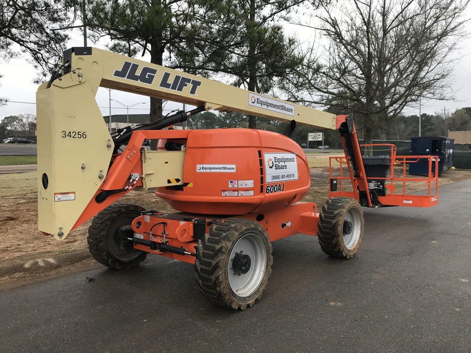 2019 JLG 600AJ