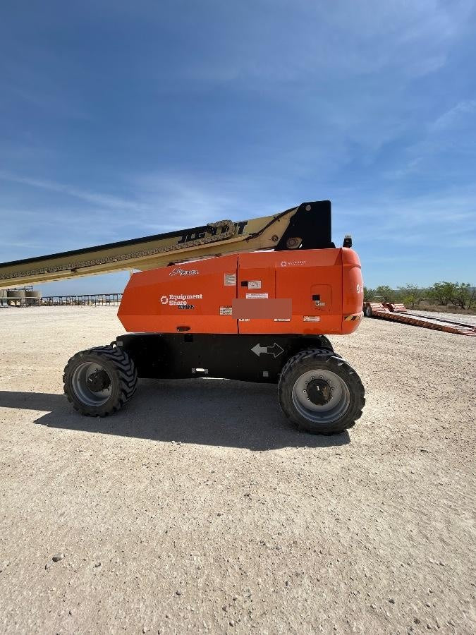 2024 JLG 860SJ