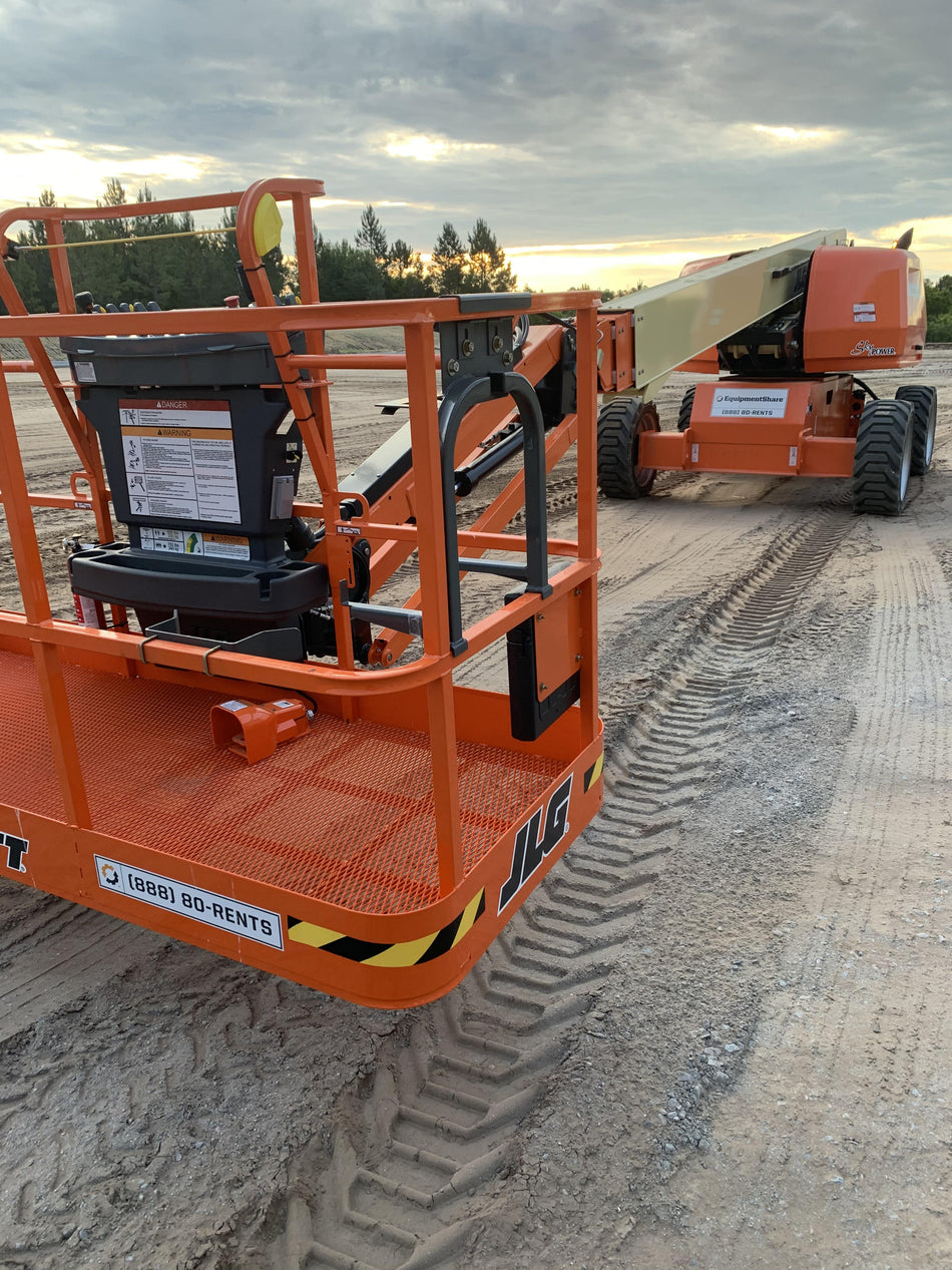 2021 JLG 660SJ