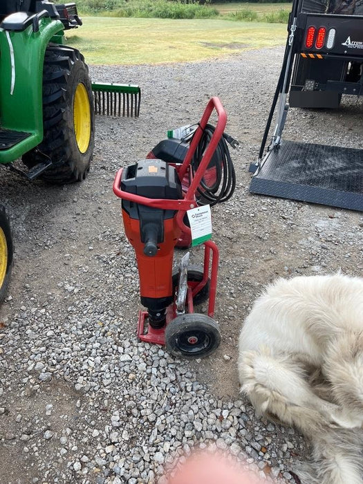 2023 HILTI TE 3000-AVR