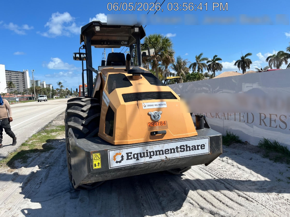 2023 CASE SV211E