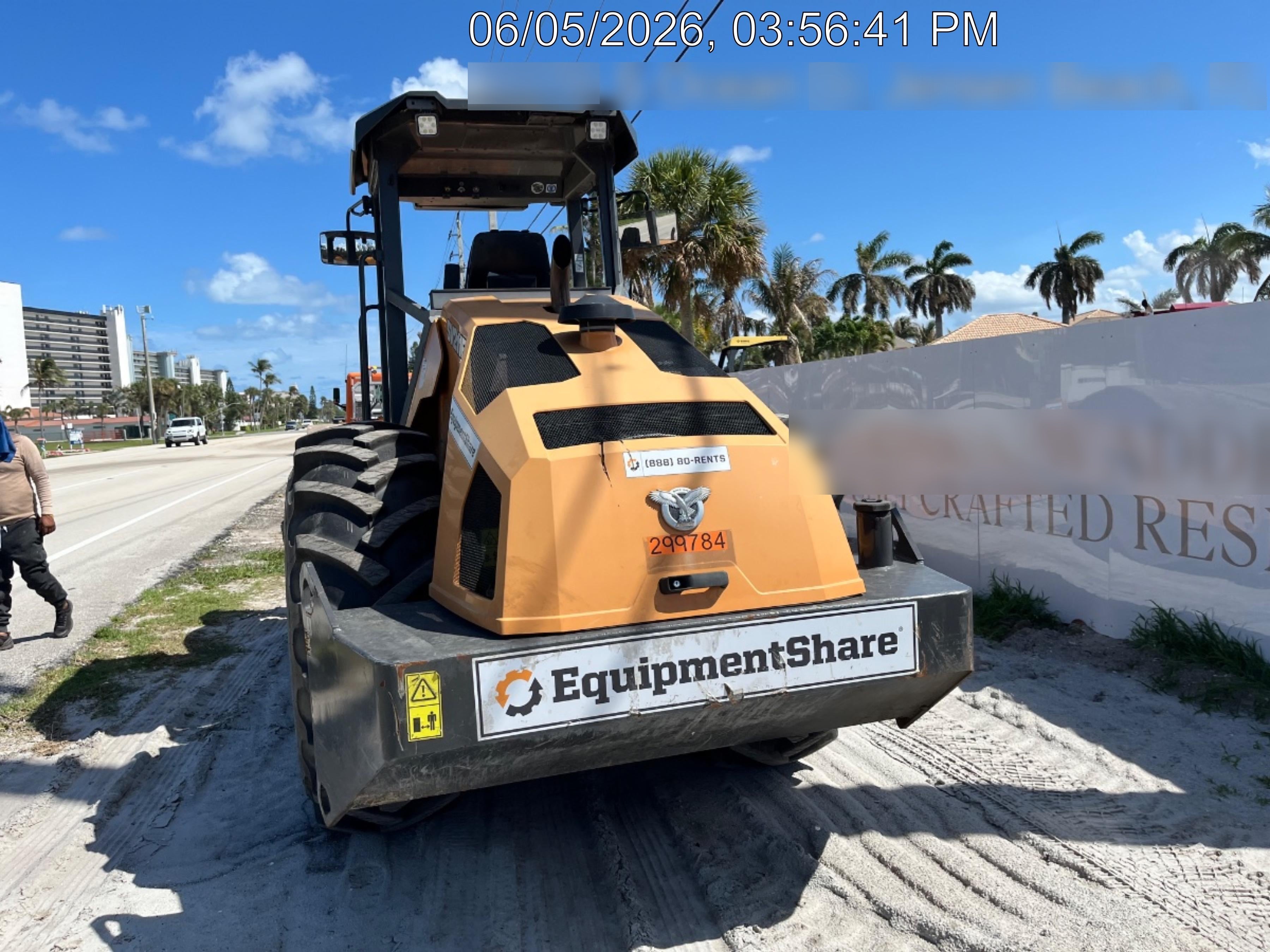 2023 CASE SV211E
