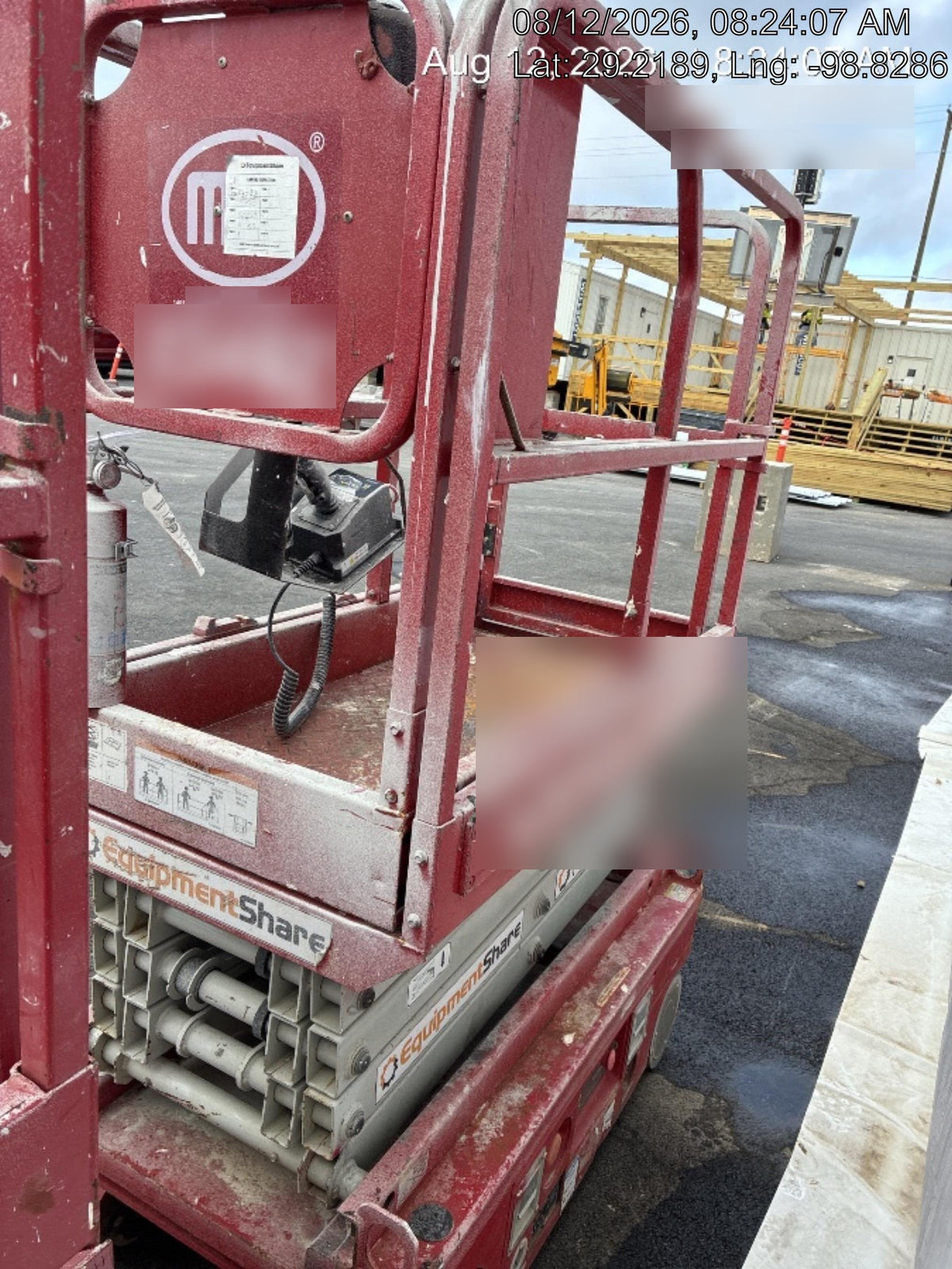 2019 MEC 1330SE MEC 1330SE w/ES Track Hardware, Full Extended 2 Year Warranty