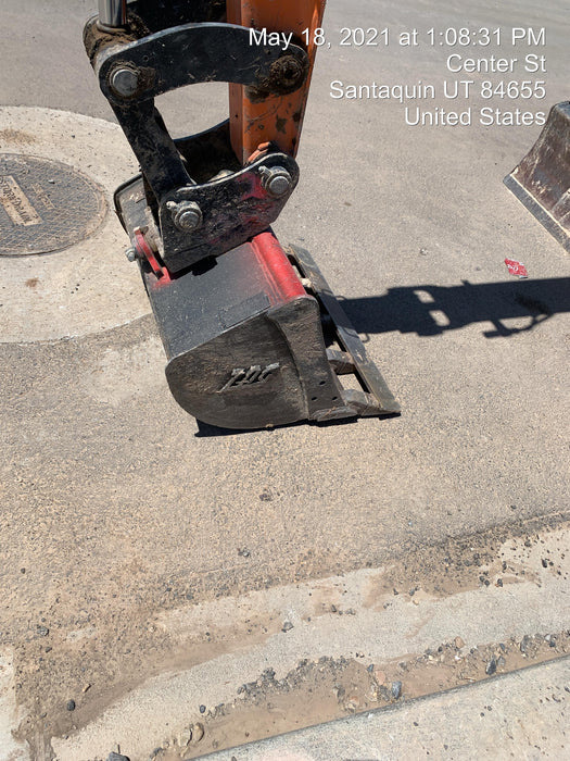 2020 TAG MANUFACTURING 30" Bucket - Tag